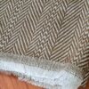 Manto de lã indiano encorpado estampa Chevron caramelo e creme