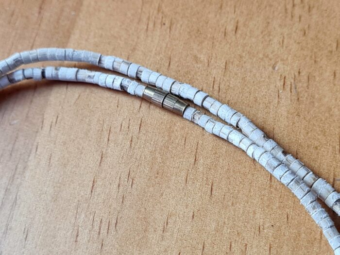 Kanthi de Tulasi (colar com duas voltas)