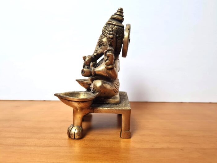 20230103_201534 Estátua e lamparina Ganesha de metal Brass feito na Índia 15cm