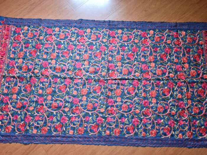 Xale indiano bordado floral