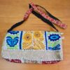 Bolsa indiana Banjara 100% bordada a mão creme e color