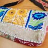 Bolsa indiana Banjara 100% bordada a mão creme e color
