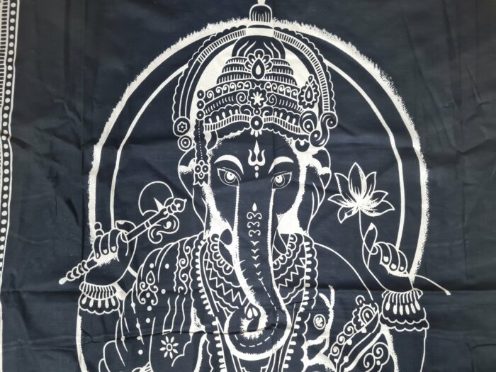 20230125_105420 Colcha indiana ou painel de algodão estampa de Ganesha linha Gold 2,10m
