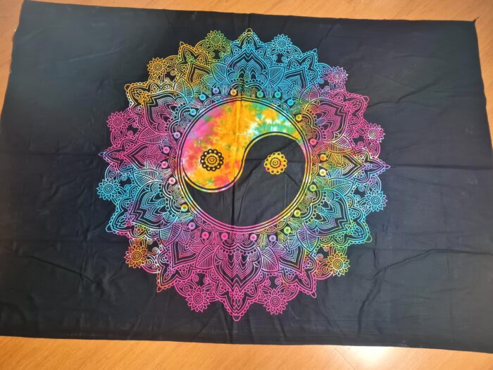 colcha indiana Yin Yang color e preto