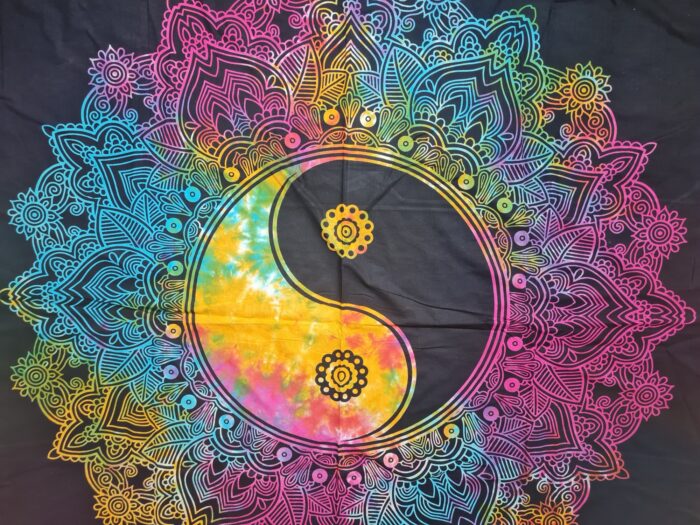 Panô indiano de algodão estampa Yin Yang color batik 2,10m