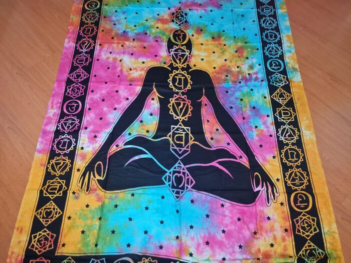 Panô indiano com técnica Batik estampa de Iogue e Chakras color
