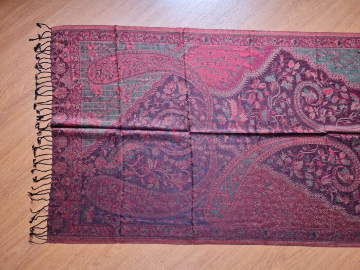 Pashimina indiana estampada de viscose dupla face bordô com franja