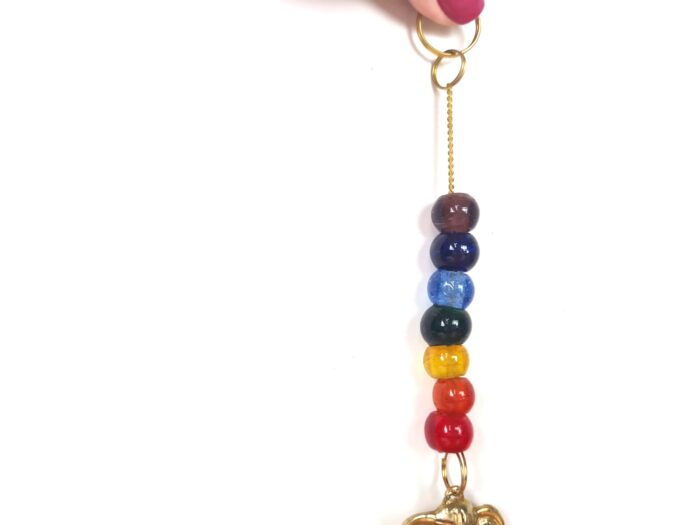 Sino dos ventos de metal com símbolo de Ganesha e 7 chakras