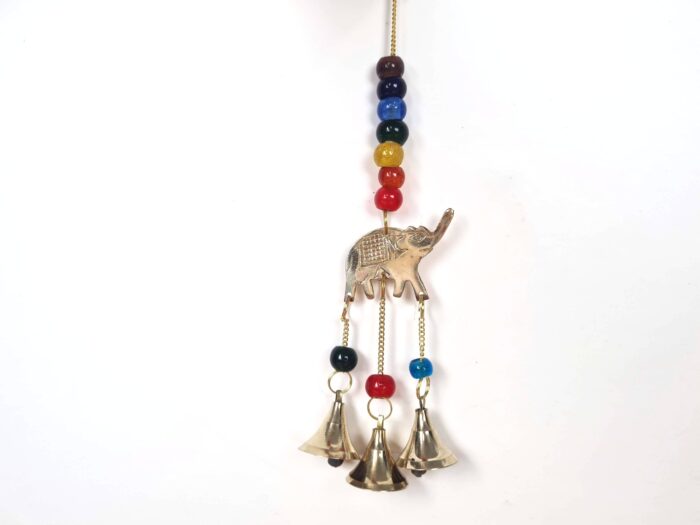 Sino dos ventos de metal com símbolo de elefante e 7 chakras
