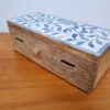 Caixa indiana decorativa com tampo floral azulejado 23cm