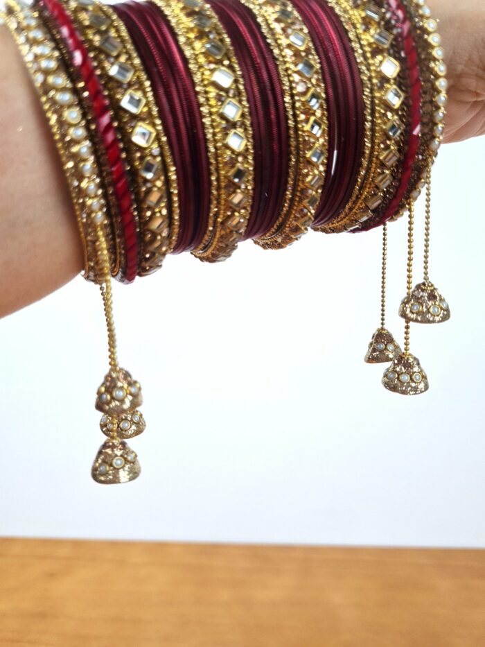 Conjunto de 2 braceletes indianos luxo para noivas indianas vermelho e dourado