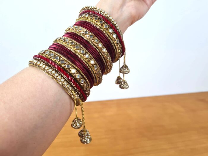Conjunto de 2 braceletes indianos luxo para noivas indianas vermelho e dourado