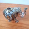 20230407_142024 Elefante indiano de metal prateado mosaico de pedras naturais 14cm
