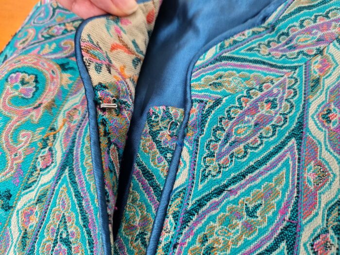 20230407_175259_001 Jodhpuri Suit Majestic Paisley paletó indiano estampado verde e color