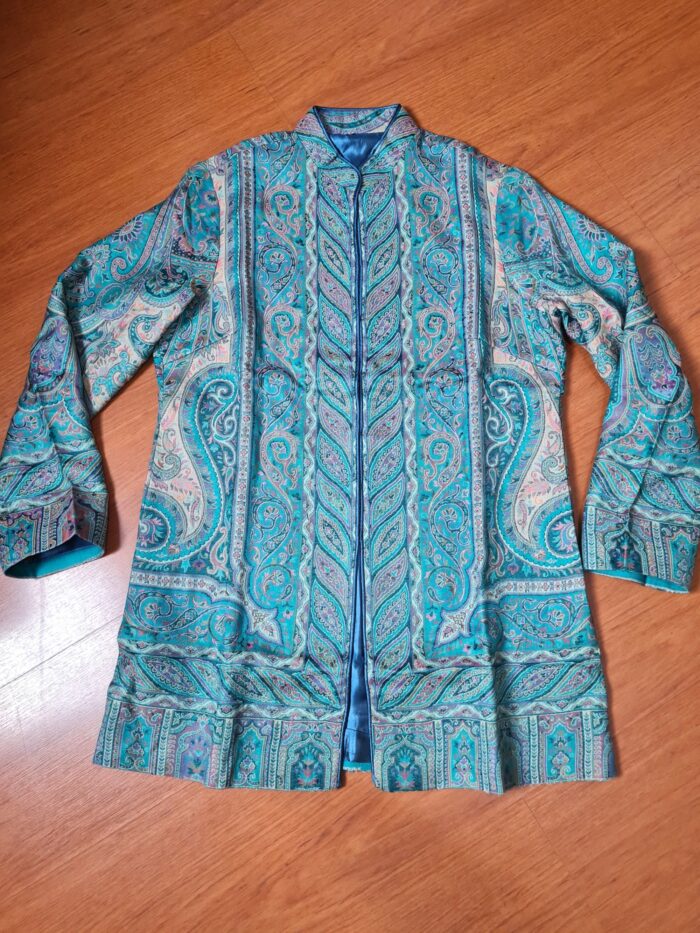 20230417_230531 Jodhpuri Suit Majestic Paisley paletó indiano estampado verde e color