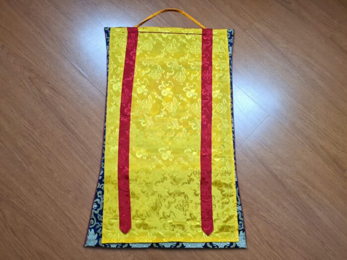 Painel de obra de arte Thangka A Deusa da Compaixão com brocado de seda