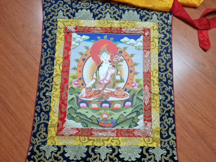 Painel de obra de arte Thangka A Deusa da Compaixão com brocado de seda