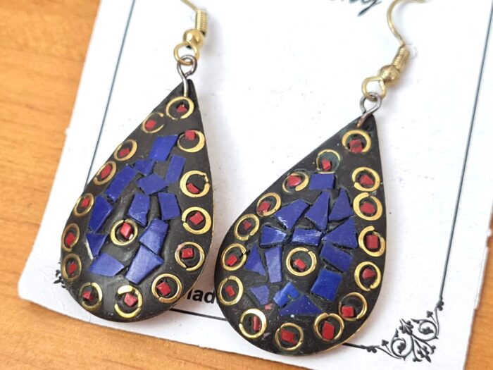 brinco indiano artesanal de pedras naturais design gota