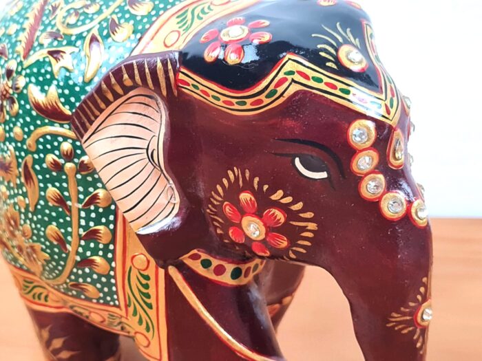 Elefante indiano grande de madeira com pintura à mão 18cm