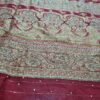 Sari indiano de seda luxuoso para noivas vermelho e dourado bordado e pedrarias