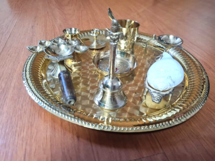 Pooja Thali prato para Puja com 10 peças 28cm