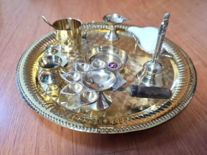 Pooja Thali prato para Puja com 10 peças 28cm