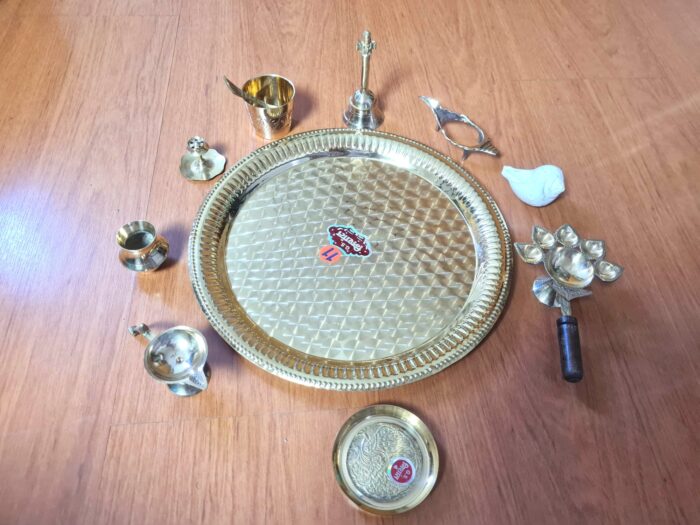 Pooja Thali prato para Puja com 10 peças 28cm