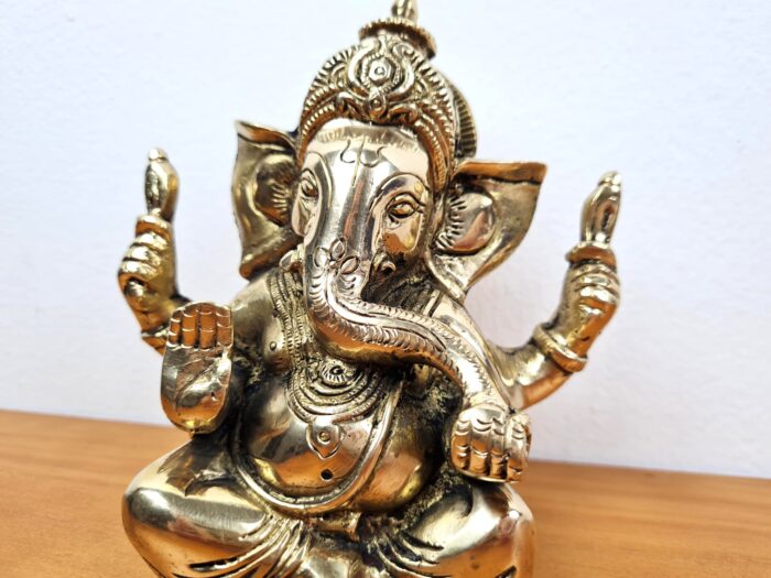 Estátua do Deus Ganesha em metal brass com 15cm