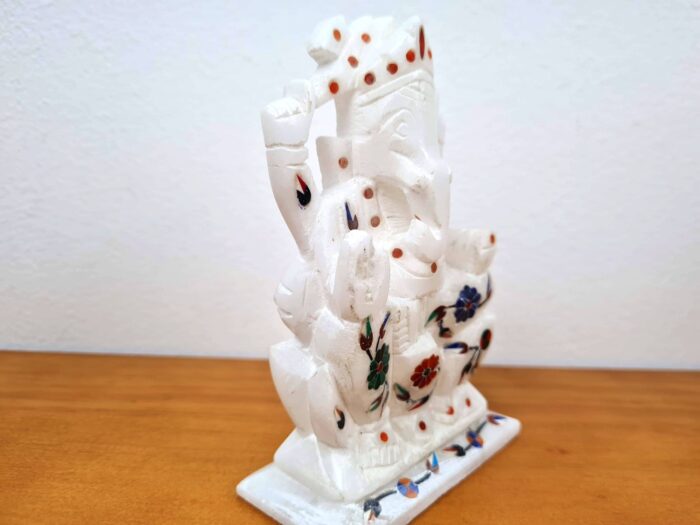 Ganesha de mármore inspirado no Taj Mahal com pedras naturais II