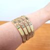 20230524_190605 Conjunto de 4 pulseiras indianas douradas banhadas com apliques de pedras e outros detalhes finos
