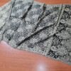 Echarpe indiana algodão com viscose dupla face estampa de arabescos preto e bege