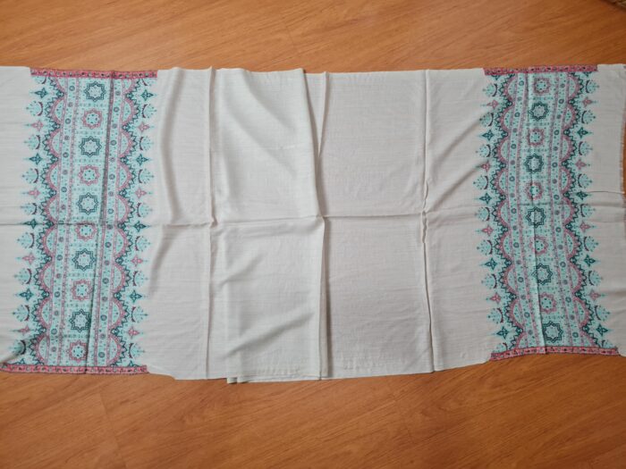 Pashimina indiana de cashmere estampa geométrica e floral creme e verde água
