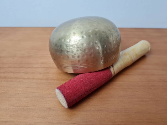 Tigela tibetana com 7 ligas de metal dourada com bastão 10,5cm
