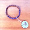 Pulseira de Rudrakshas originais e pedras de Ametista P