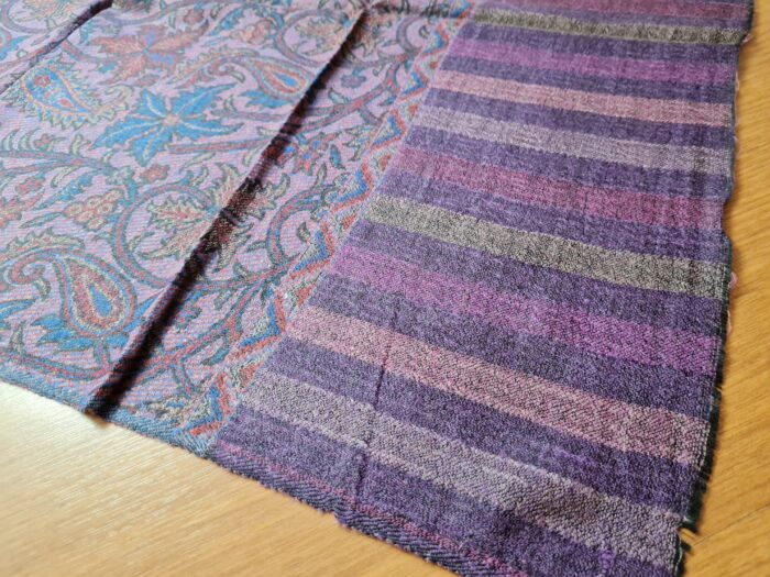 20230818_155314 Pashimina indiana de cashmere estampado com listras roxo e outras cores