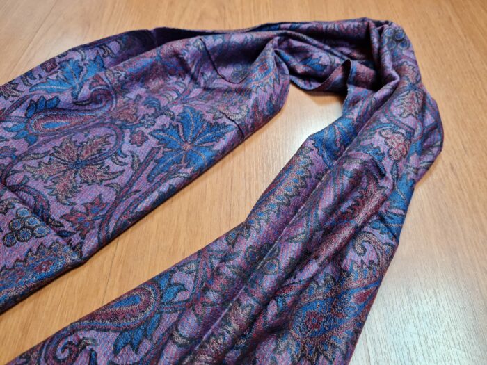 20230818_155354 Pashimina indiana de cashmere estampado com listras roxo e outras cores