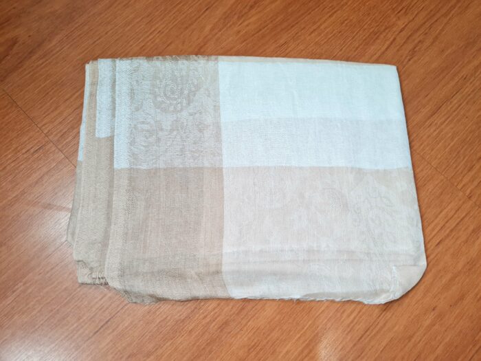 20231010_152251 Pashimina indiana de cashmere estampa paisleys de bege e creme