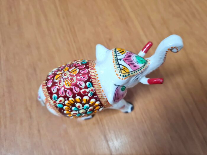 Elefante de metal esmaltado com técnica Cloisonné branco azul color 10cm II