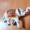Elefante de metal esmaltado com técnica Cloisonné branco azul color 10cm II
