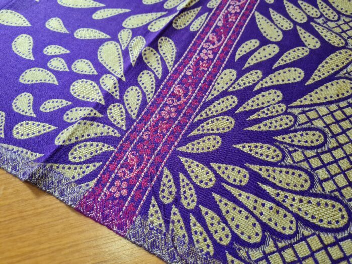 20231024_171501 Echarpe indiana algodão com viscose dupla face bege e roxo