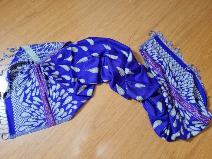 20231024_171547 Echarpe indiana algodão com viscose dupla face bege e roxo