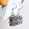 Brinco indiano design Jhumka circle prateado com guizos