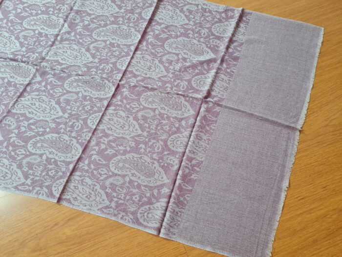 Pashimina indiana de cashmere estampa paisleys uva