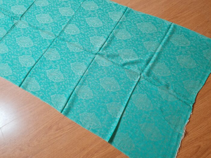 20240310_163245 Pashimina indiana de cashmere estampa paisleys verde turquesa