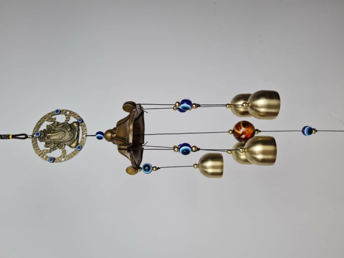 Sino dos ventos de metal com imagem de Ganesha e pedras de Olho Grego 55cm