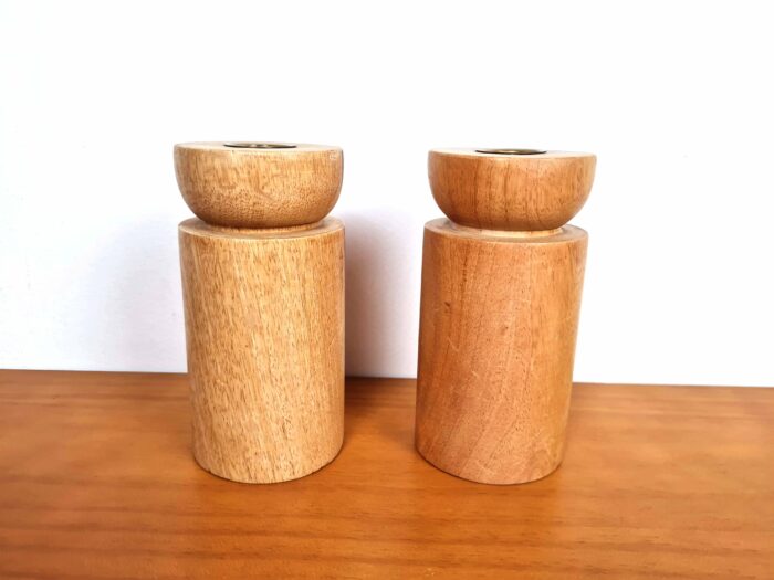 20240402_155247 Par de castiçais indiano design ancestral em madeira maçiça e dourado