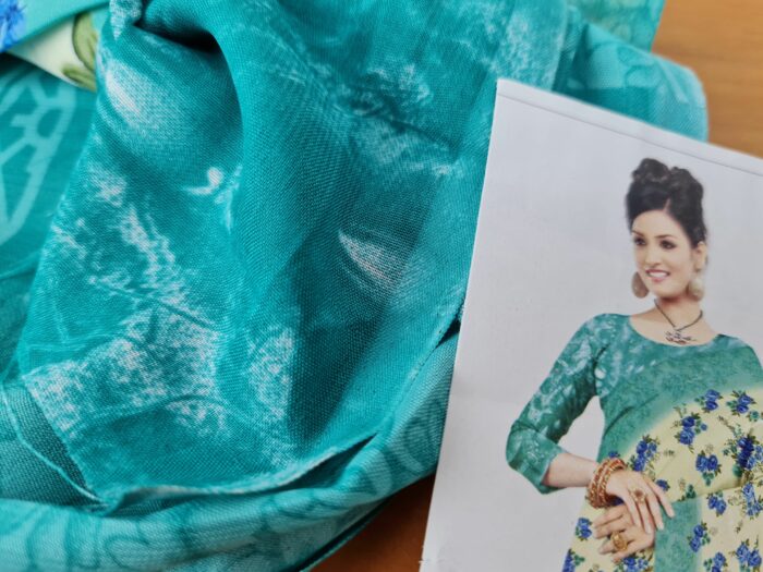 Sari indiano viscose com estampa floral bege e azul