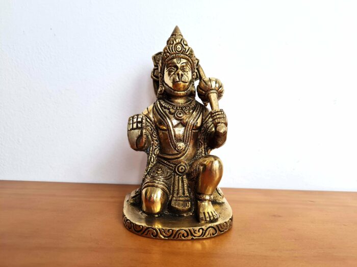 Estátua de metal de Hanuman: é adorado em todo o mundo hindu e é especialmente venerado por devotos que buscam coragem, proteção, força e ajuda para superar obstáculos.