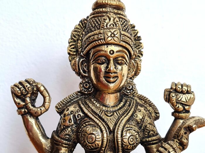 Estátua da Deusa Saraswati em metal brass 16cm