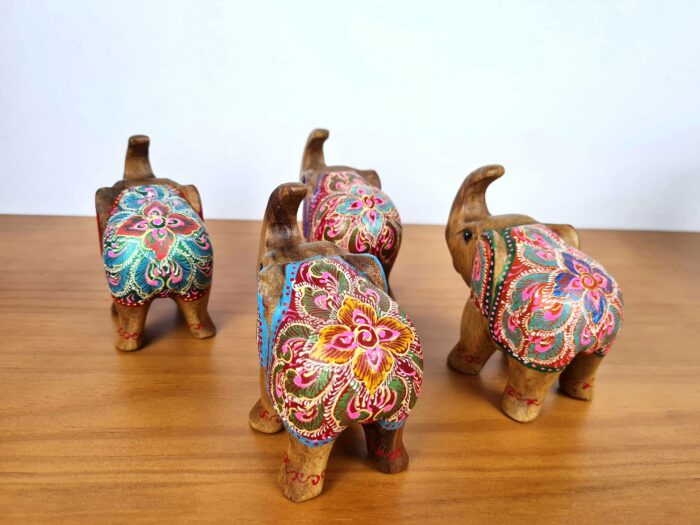 Elefante decorativo de madeira maciça pintados a mão